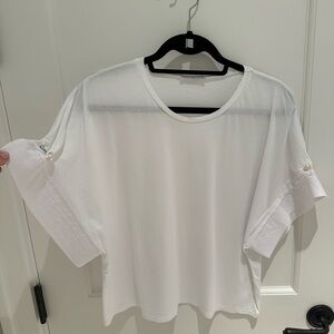 Zara blouse with pearl at sleeve S